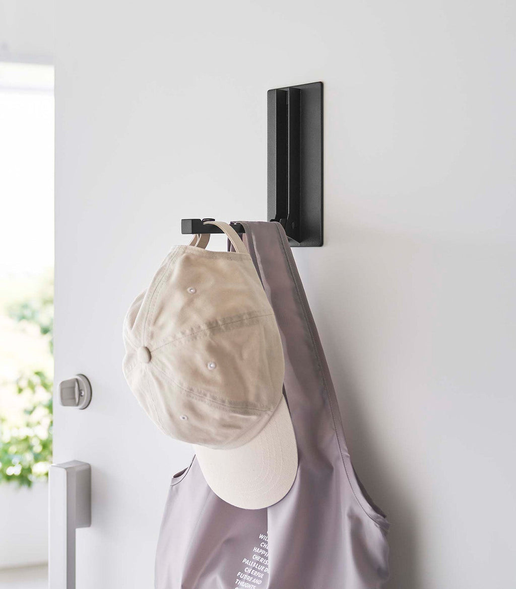 Pladsbesparende sammenfoldelig krog med magnetisk design | elesira