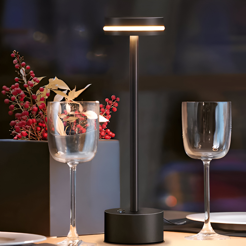 LumaTouch | Genopladelig bordlampe med touchaktivering og dæmpbar LED | elesira