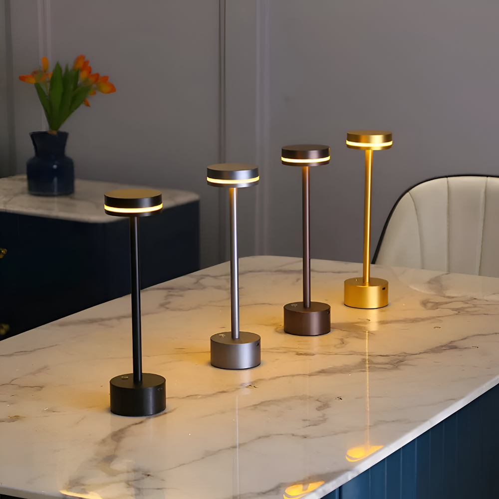 LumaTouch | Genopladelig bordlampe med touchaktivering og dæmpbar LED | elesira