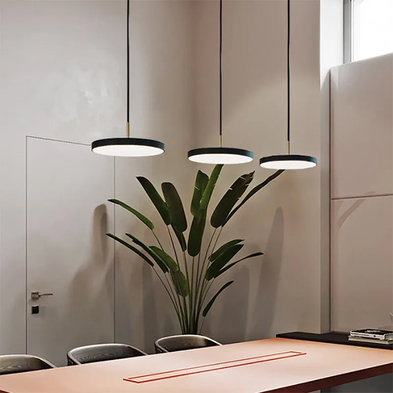 Sleek LED Hanging Light with Customizable Height – Ideal for Modern Spaces | elesira