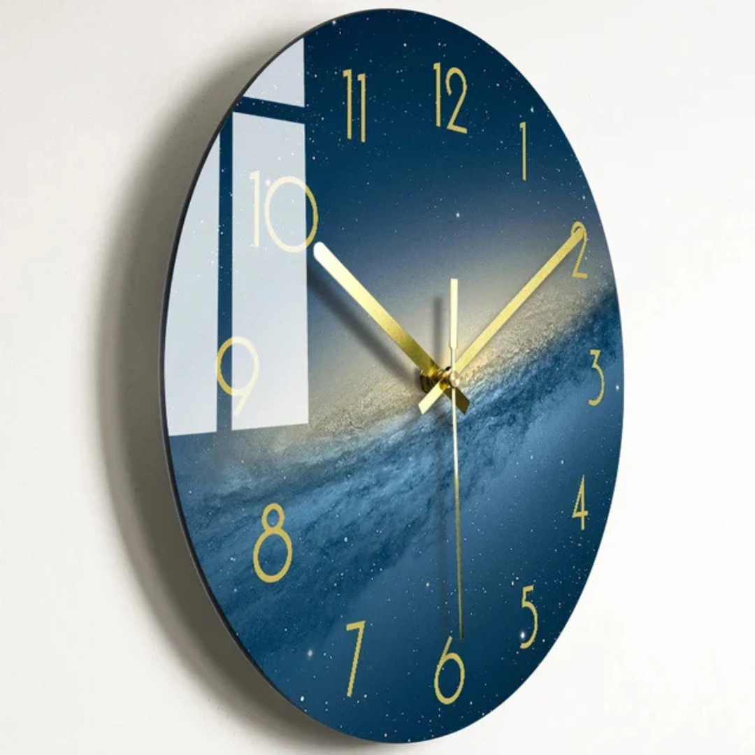 Grande horloge en verre élégante pour une décoration intérieure raffinée | elesira