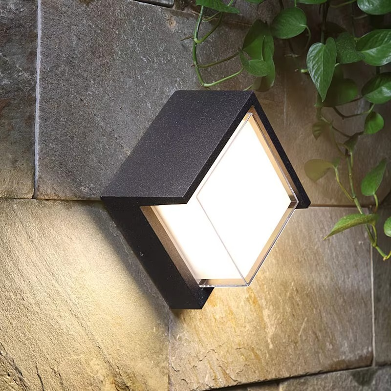 Elegáns kültéri LED-fali lámpa intelligens mozgásérzékelős aktiválással | elesira