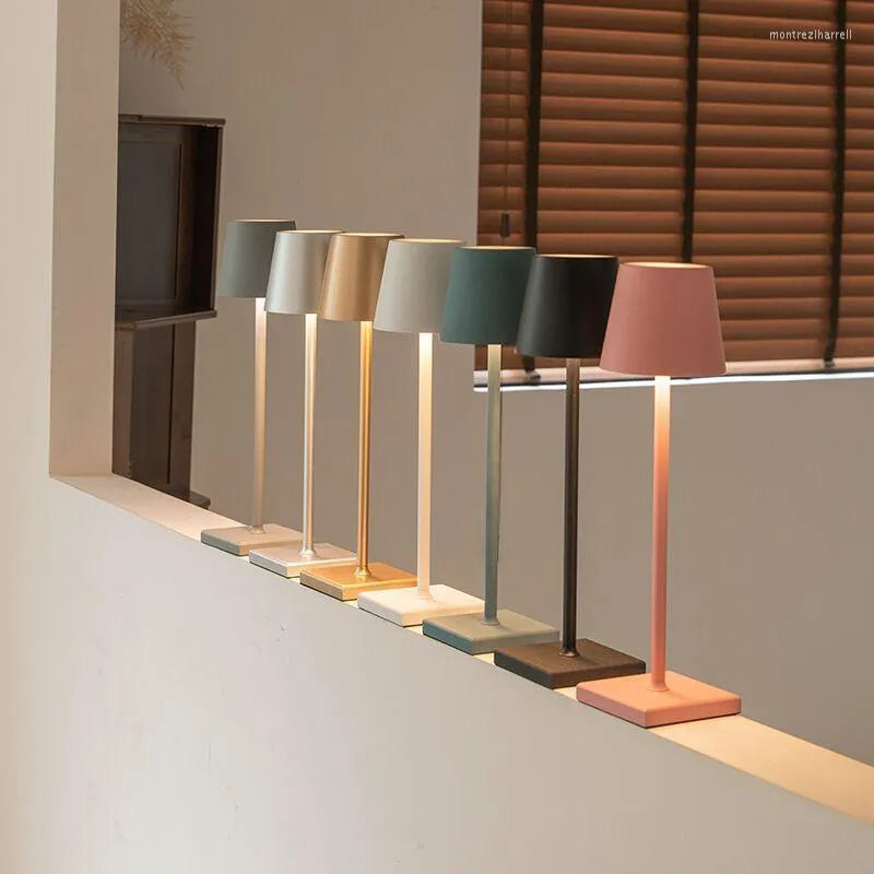 Lámpara de mesa portátil MP ozzie | elesira