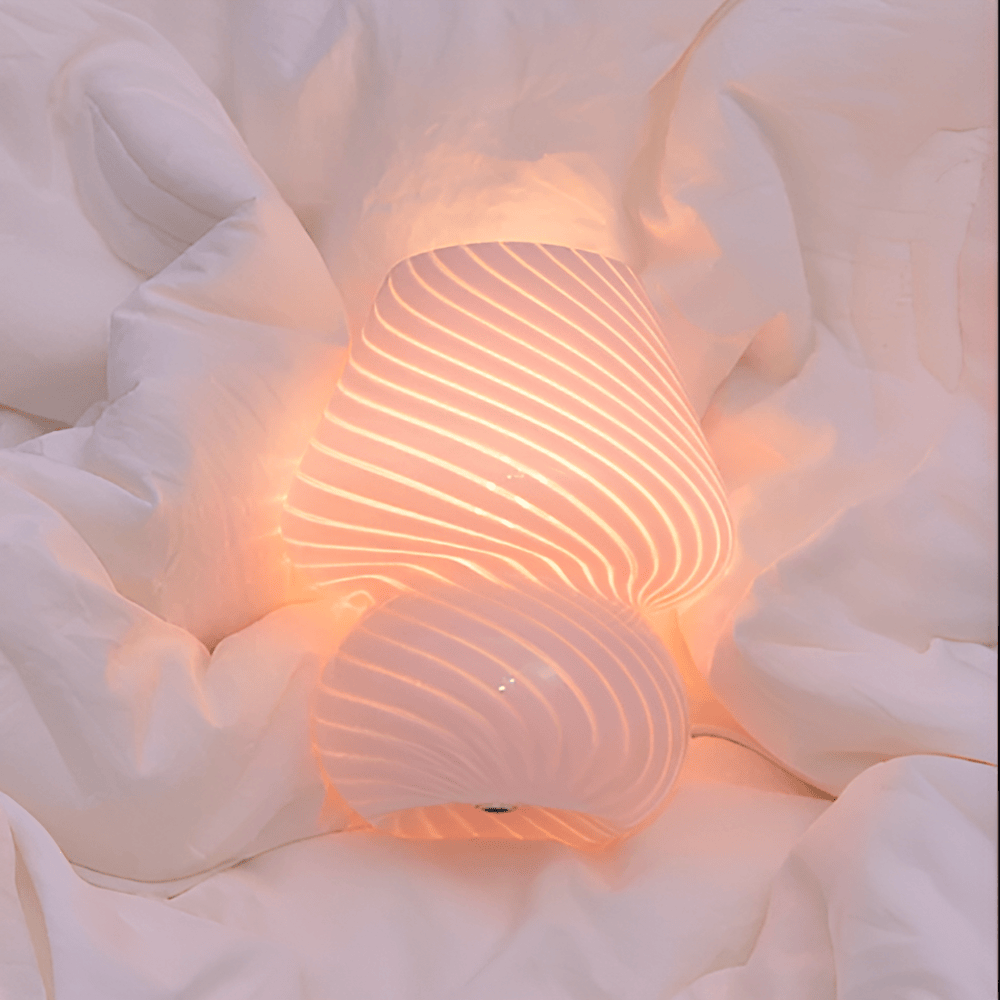 LumenWave | Handblåst randig bordslampa i glas | elesira