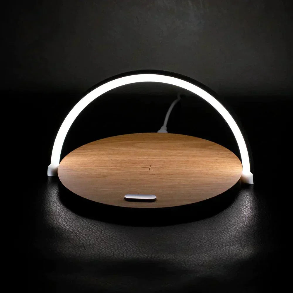 SmartDesk Pro: stație de încărcare wireless 3-în-1 cu lampă LED | elesira