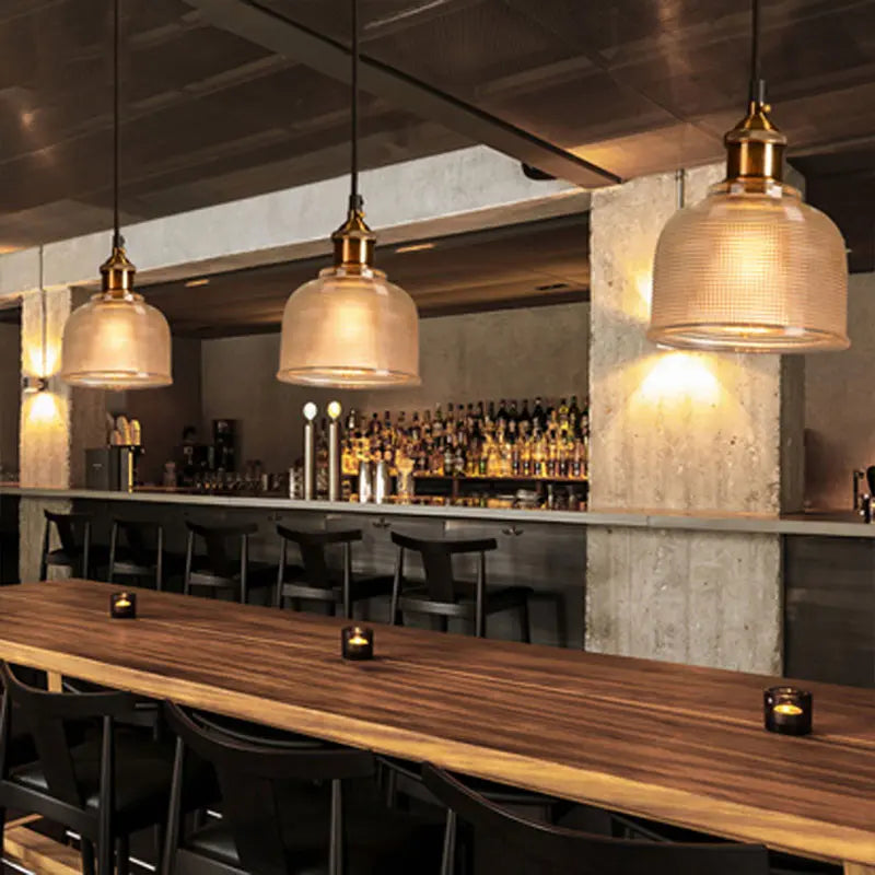 Szklowa lampa wisząca w stylu vintage | elesira