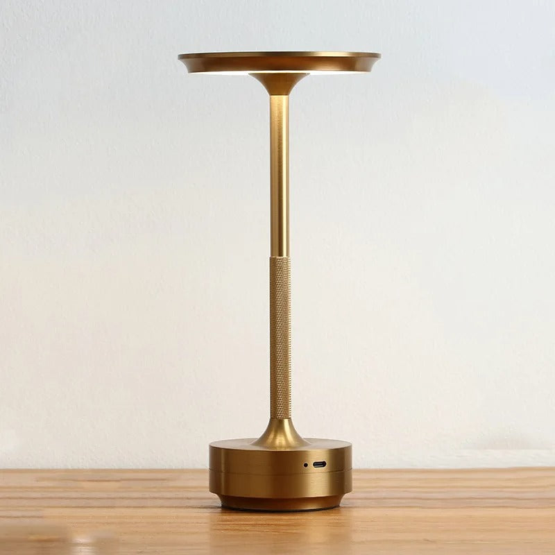 Lumera | Candeeiro LED recarregável e regulável por toque com acabamento dourado | elesira