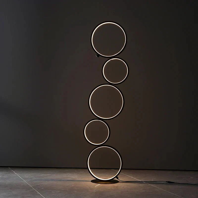 Charlotte gulvlampe | elesira