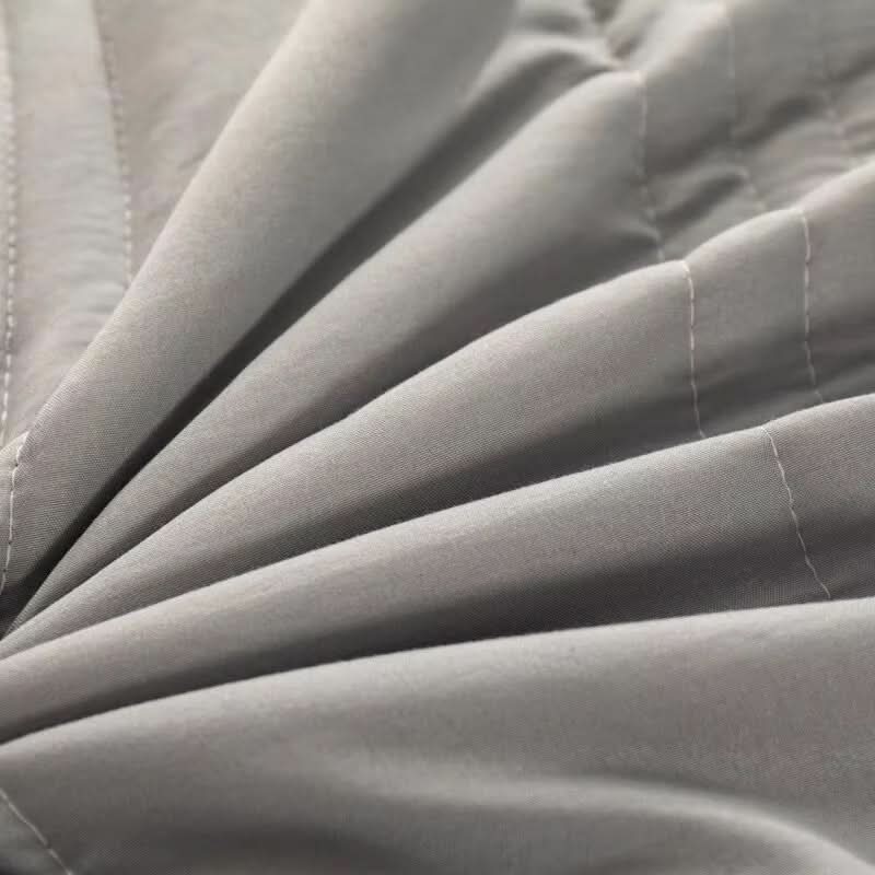 Soft and Breathable Thin Cooling Blanket for Comfortable Sleep | elesira