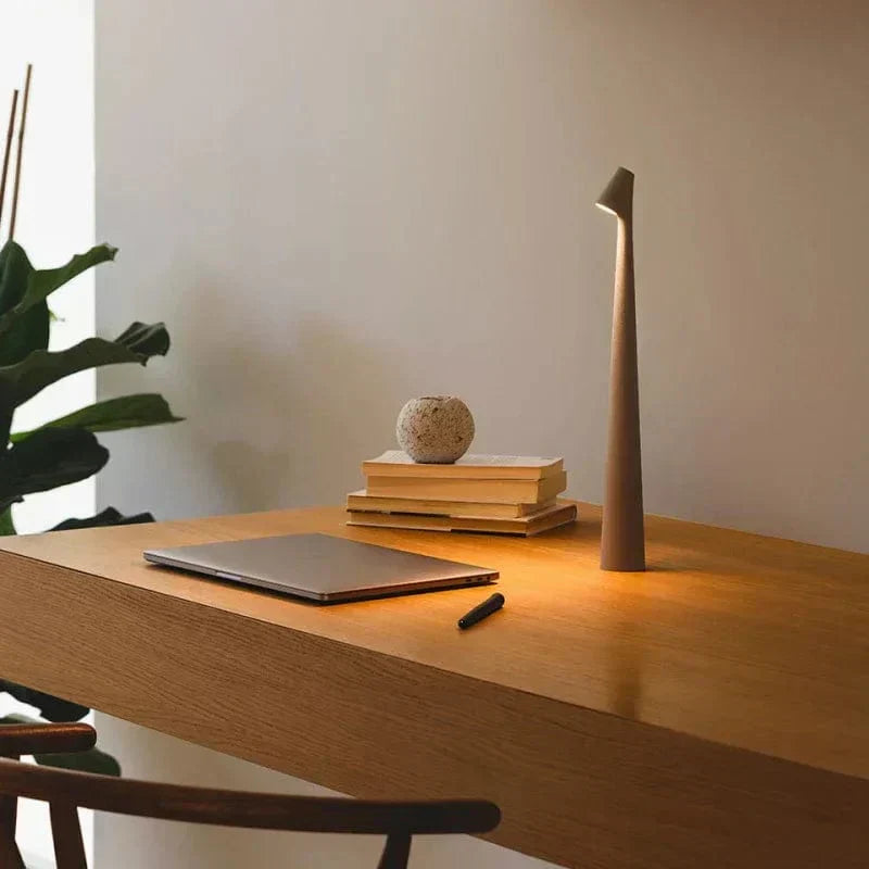 Bitsy Slim Lamp | elesira