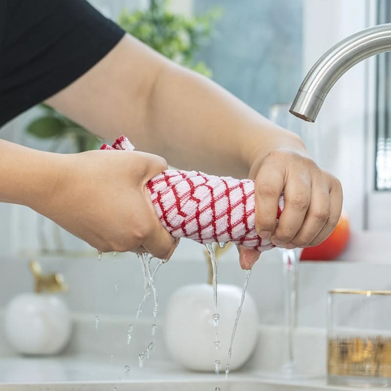 Soft Quick-Dry Reusable Kitchen Cloth Set in Plaid Design | elesira