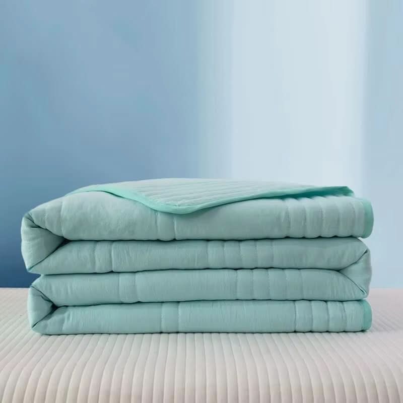Soft and Breathable Thin Cooling Blanket for Comfortable Sleep | elesira