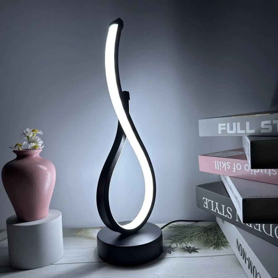 Vielseitige LED-Schreibtischlampe - Einstellbare Helligkeit - 3 Farboptionen | elesira