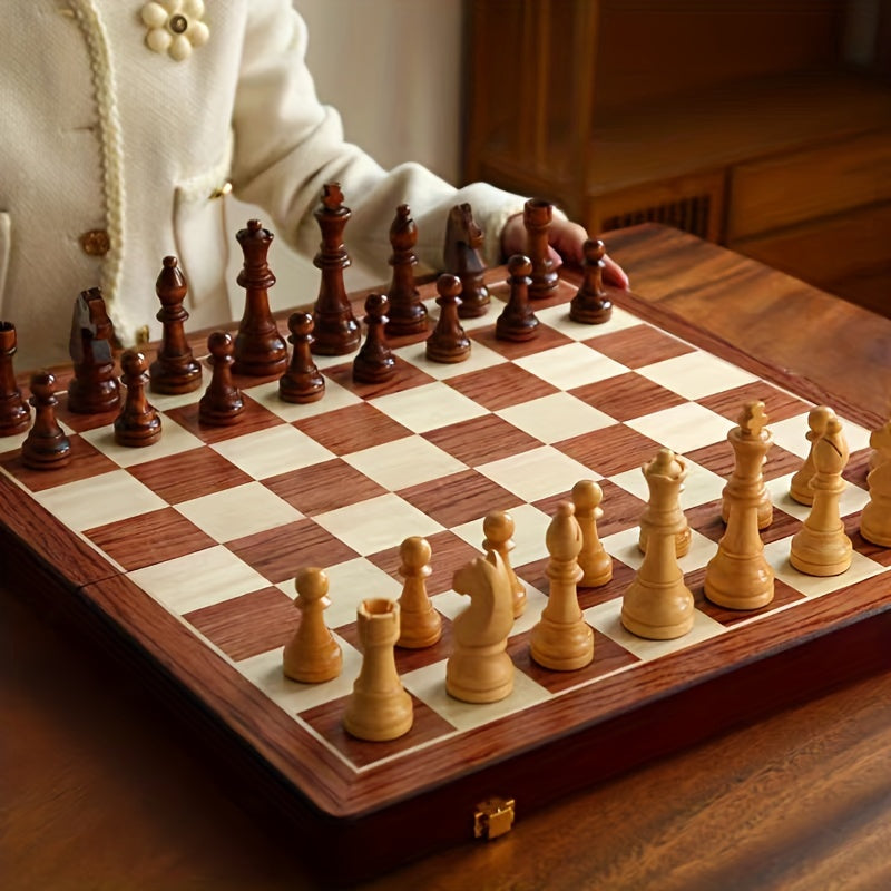 Wooden Chess Set - Solid Wood Chessboard - Classic Design | elesira