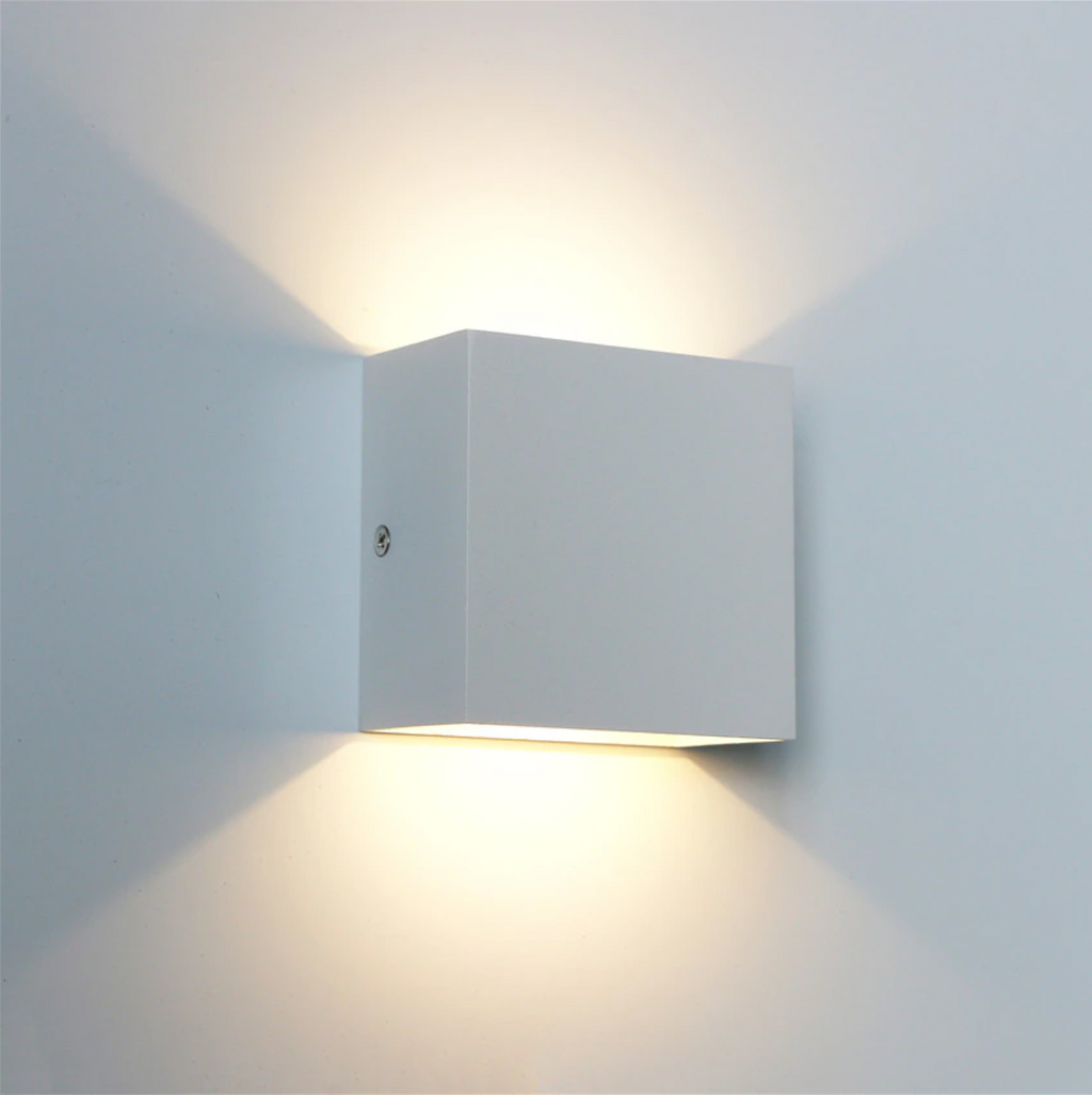 Metal Cube Led Wall Light | elesira