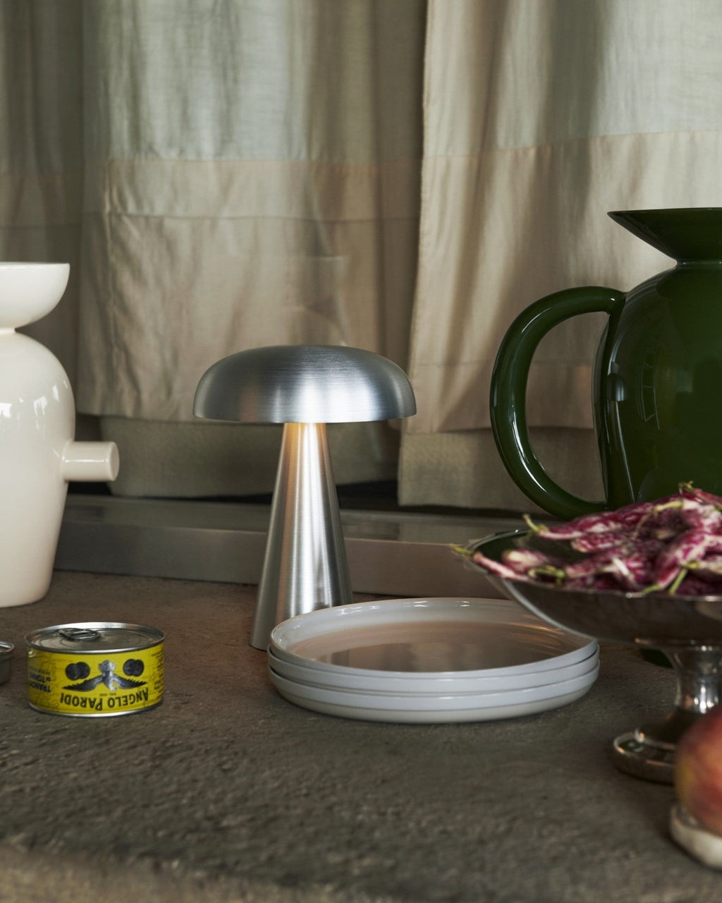 LumaLite – Rechargeable Table Lamp with 1800mAh Battery, USB-C and 3 Light Modes | elesira