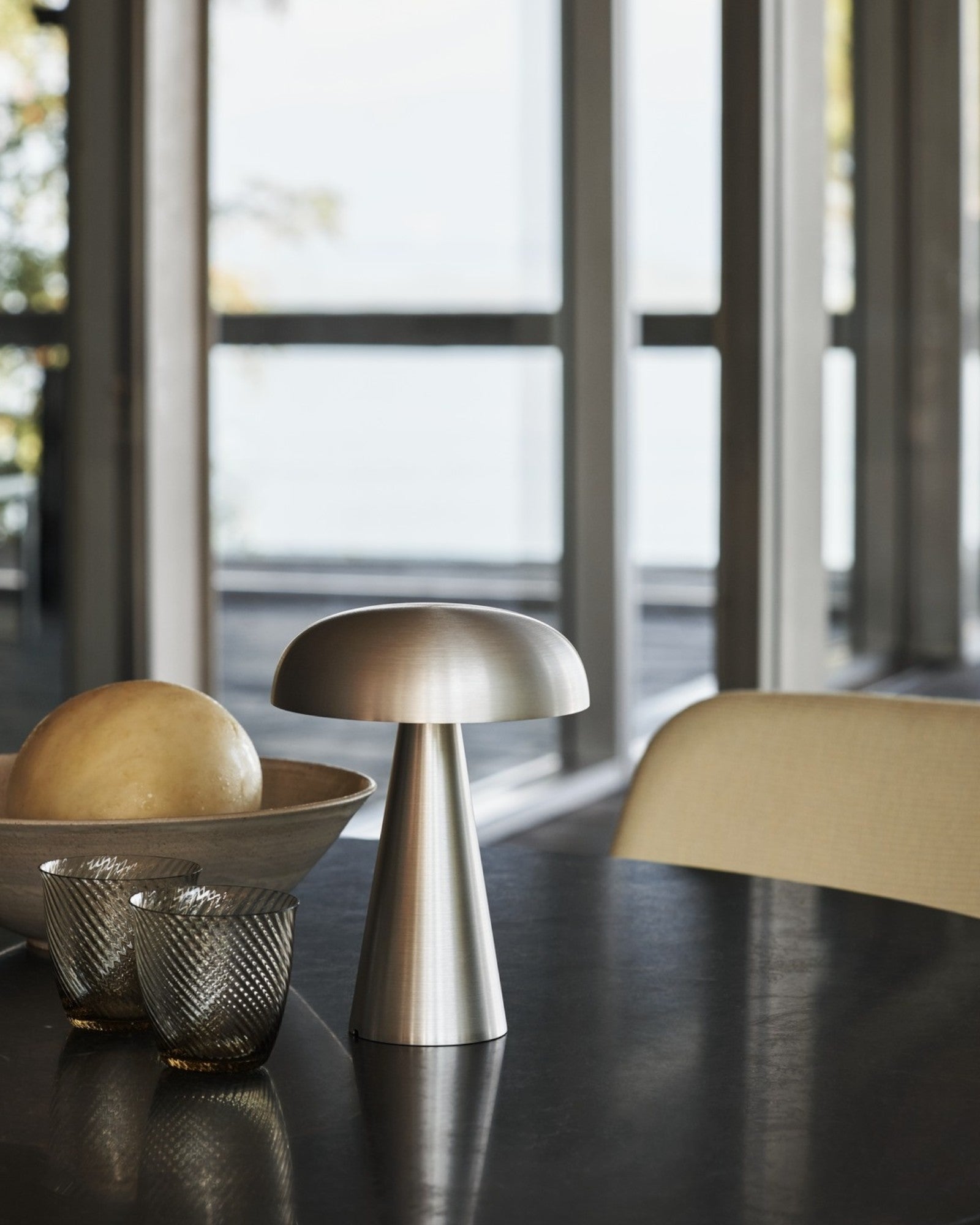 LumaLite – Rechargeable Table Lamp with 1800mAh Battery, USB-C and 3 Light Modes | elesira