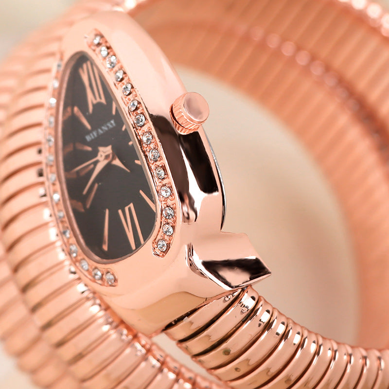 Sleek Serpentine Quartz Timepiece with Customizable Band | elesira