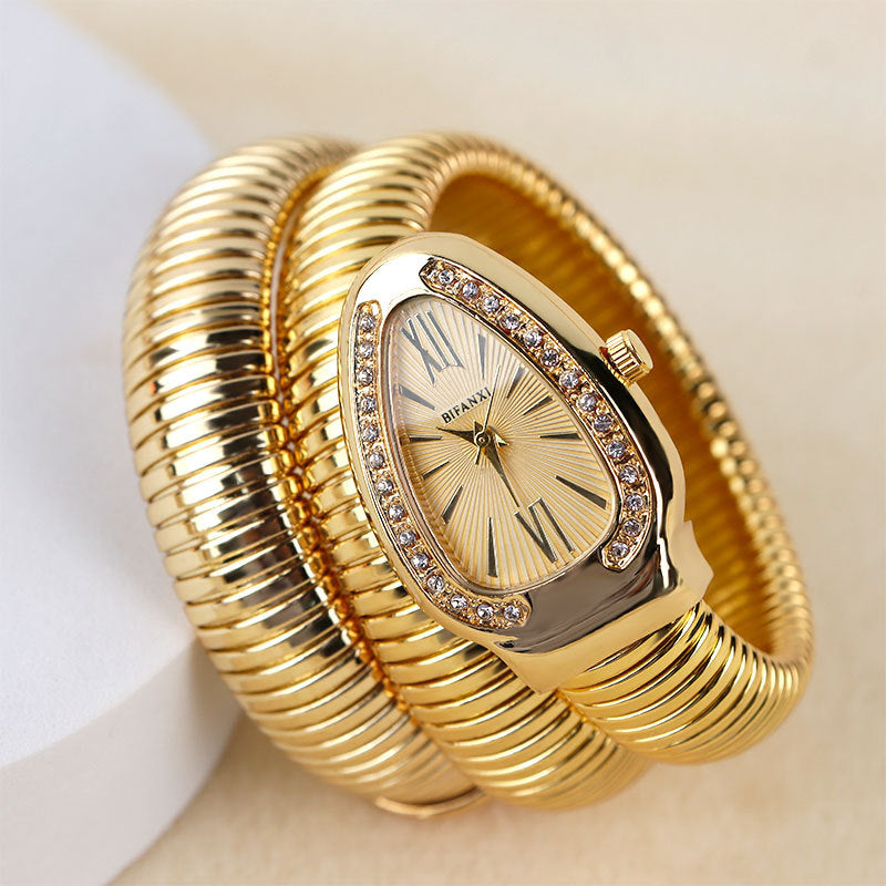 Sleek Serpentine Quartz Timepiece with Customizable Band | elesira