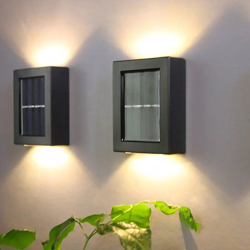 Appliques murales solaires LED sans fil - 8 heures d'autonomie lumineuse - Détecteur de mouvement | elesira