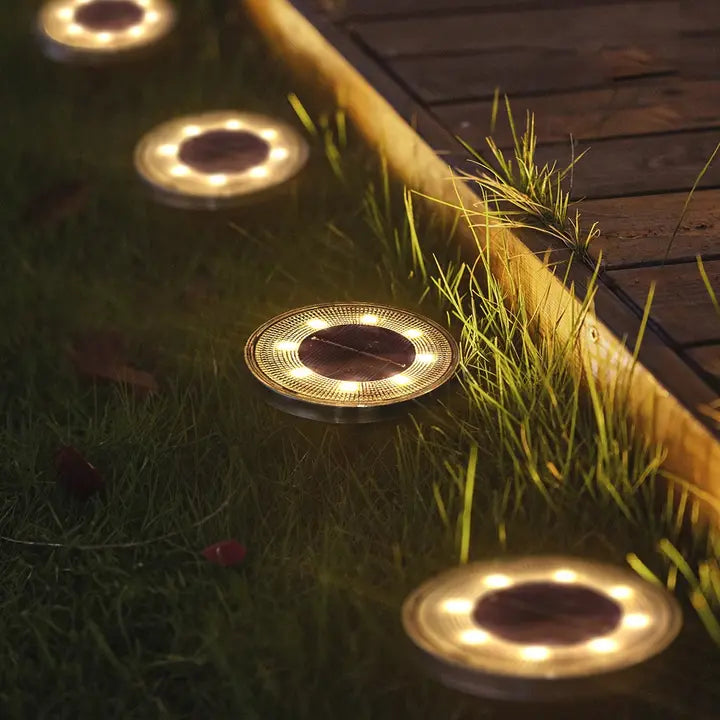 Luci solari da giardino per il terreno con sensore crepuscolare automatico - Resistenti alle intemperie | elesira