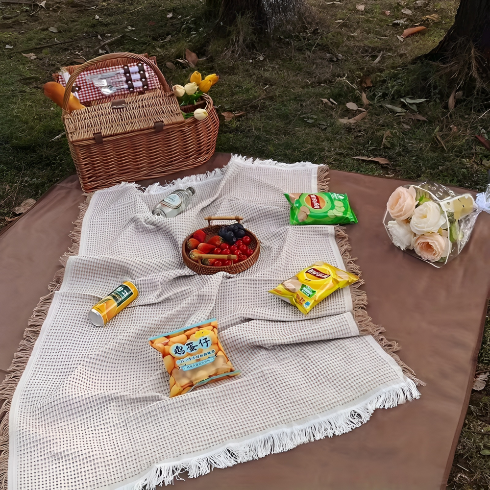 Vattentät utomhusfilt 180x180 cm – hopfällbar för picknick | elesira