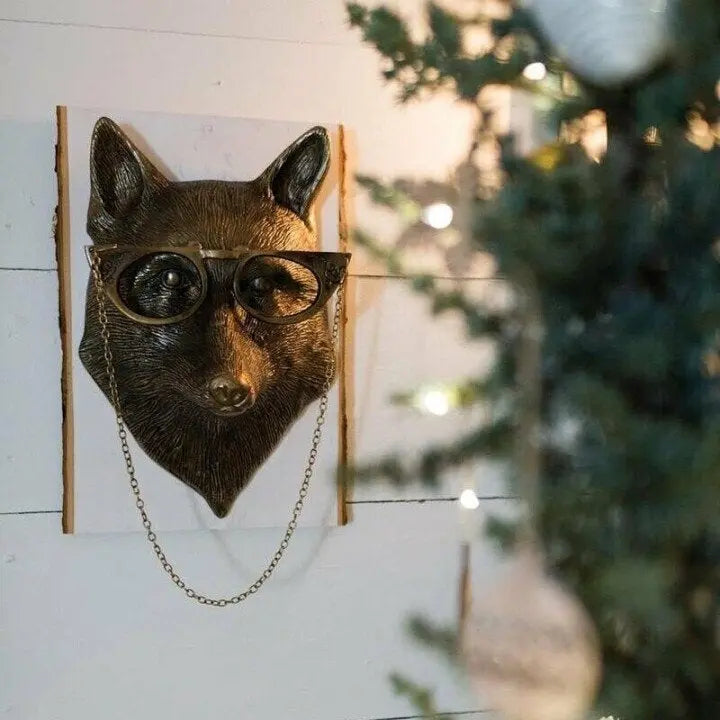 Wall Artwork Featuring Animal Head Design | elesira