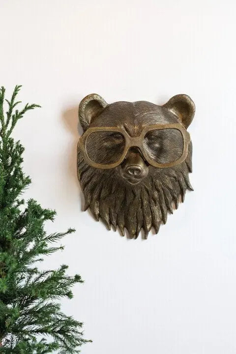 Wall Artwork Featuring Animal Head Design | elesira
