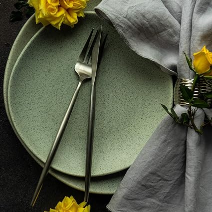 Sophisticated 36-Piece Stainless Steel Flatware Collection | elesira