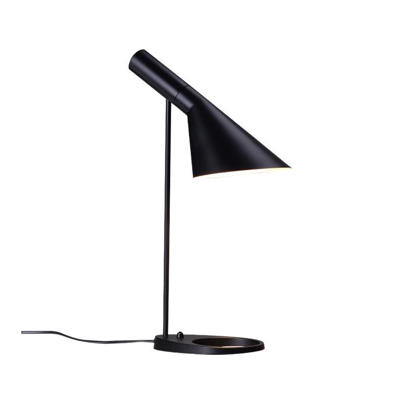 MinimalGlow – modern LED-es asztali lámpa letisztult kialakítással | elesira