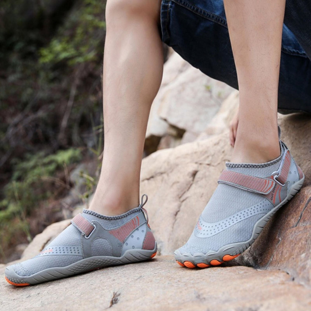 Scarpe da acqua con suola antiscivolo - Supporto ortopedico leggero | elesira
