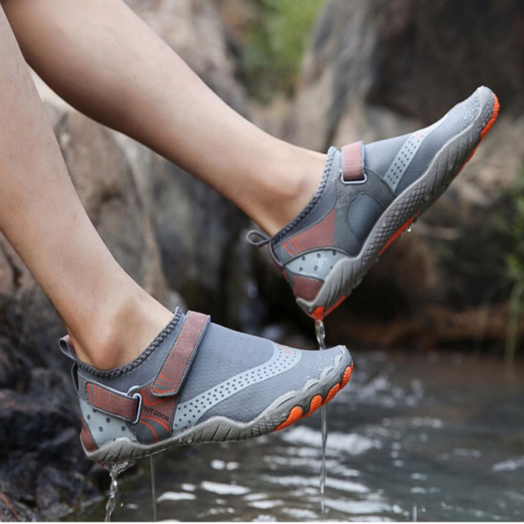 Scarpe da acqua con suola antiscivolo - Supporto ortopedico leggero | elesira