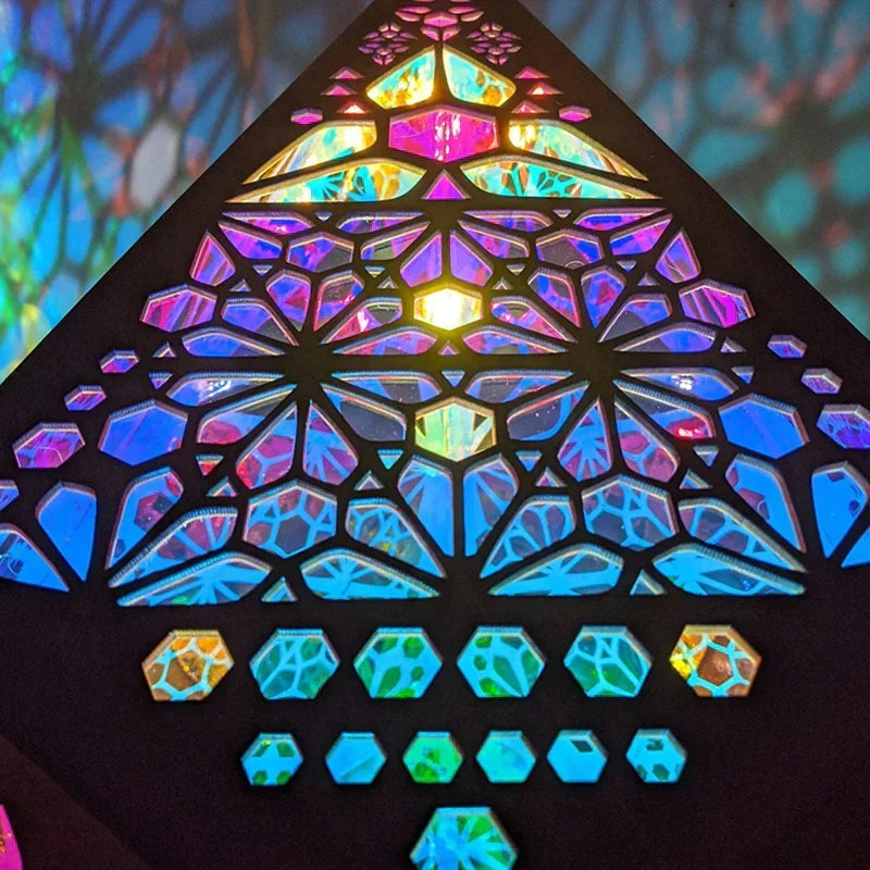 PrismaGlow - Hollow colorful projector lamp | elesira
