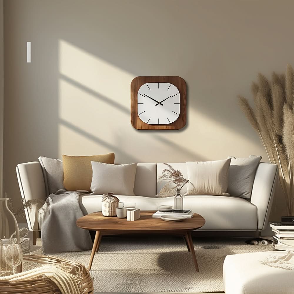 Firkantet vintageveggklokke med trefinish | elesira