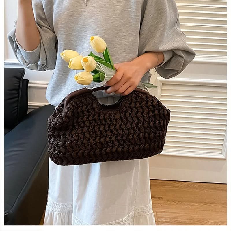 Sac bandoulière en raphia tressé au design élégant | elesira