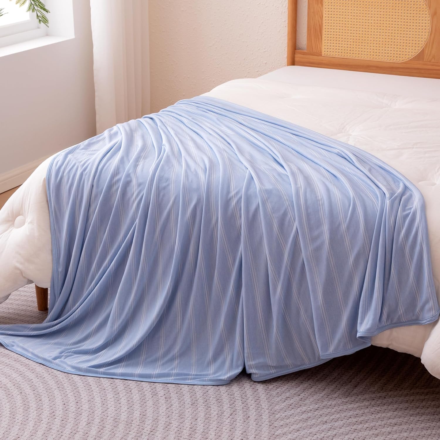 Cooling Comfort Reversible Blanket For Hot Sleepers, Soft Lightweight Throw For Bed And Couch - Elesira