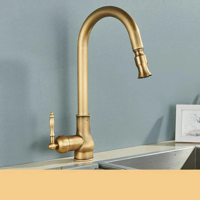 Robinet de bucătărie vintage din alamă - Pipă pivotantă - Control cu o singură manetă - BrassArc | elesira