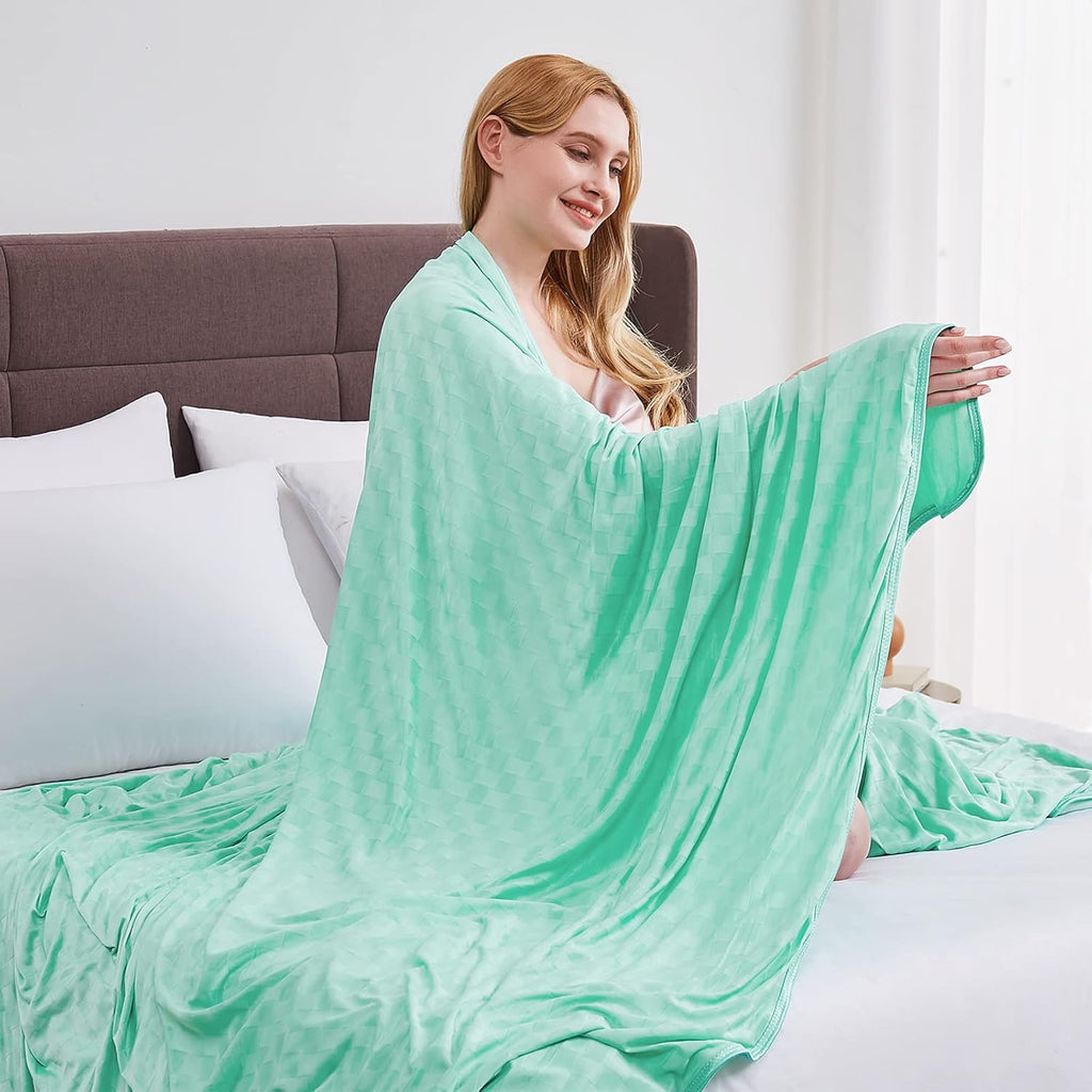 ChillEase Arc-Chill Cooling Blanket For Hot Sleepers, Soft And Breathable Comfort - Elesira