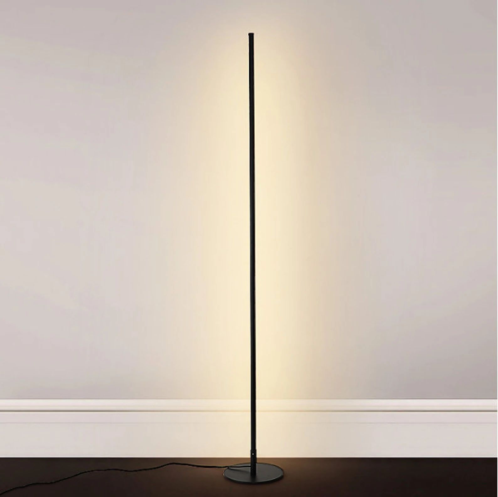 Lumenia Modern Floor Lamp | elesira