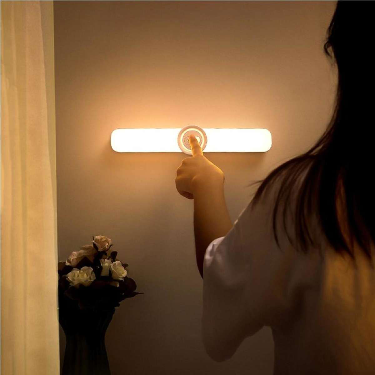 Smart Motion Activated LED Night Light with Rechargeable Battery | elesira