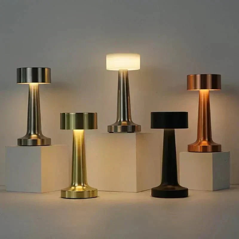 Candeeiro de Mesa LED de Cor Metálica | elesira
