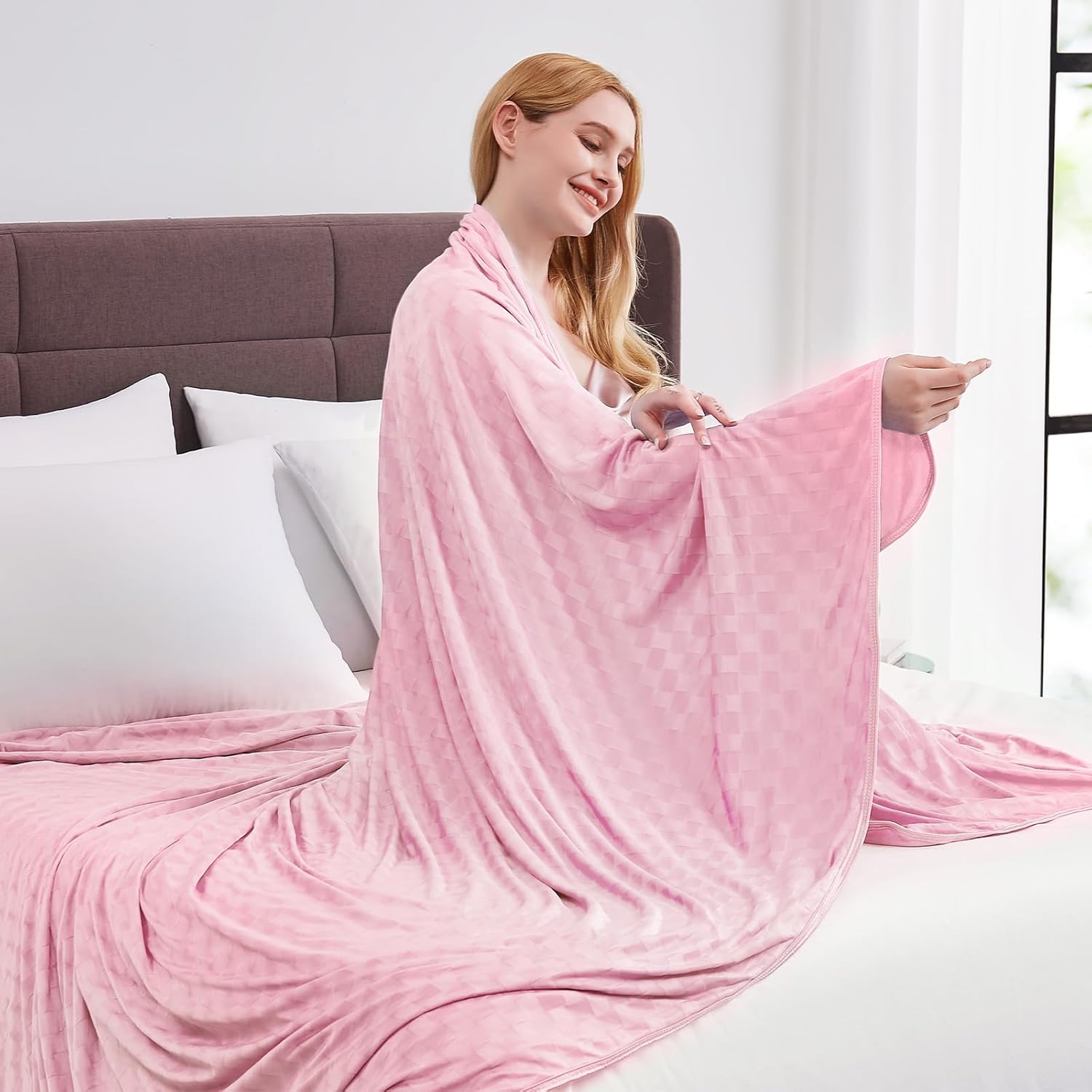ChillEase Arc-Chill Cooling Blanket For Hot Sleepers, Soft And Breathable Comfort - Elesira