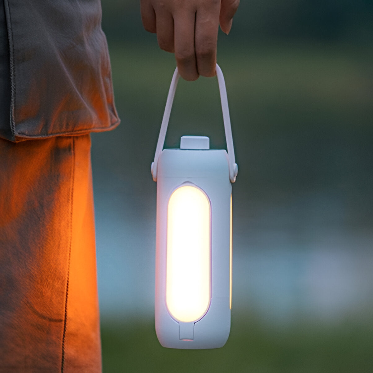 Kempingová lampa | elesira