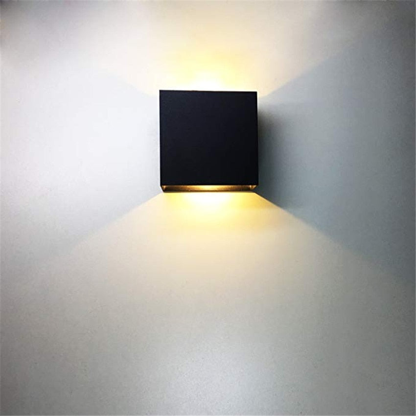 Metal Cube Led Wall Light | elesira