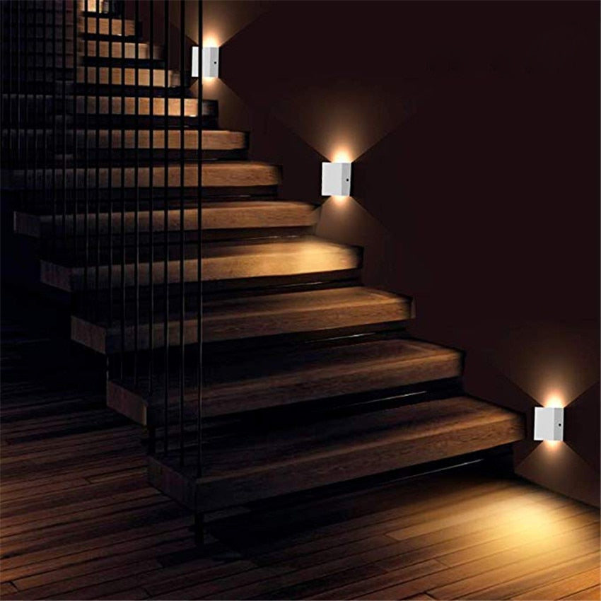 Metal Cube Led Wall Light | elesira