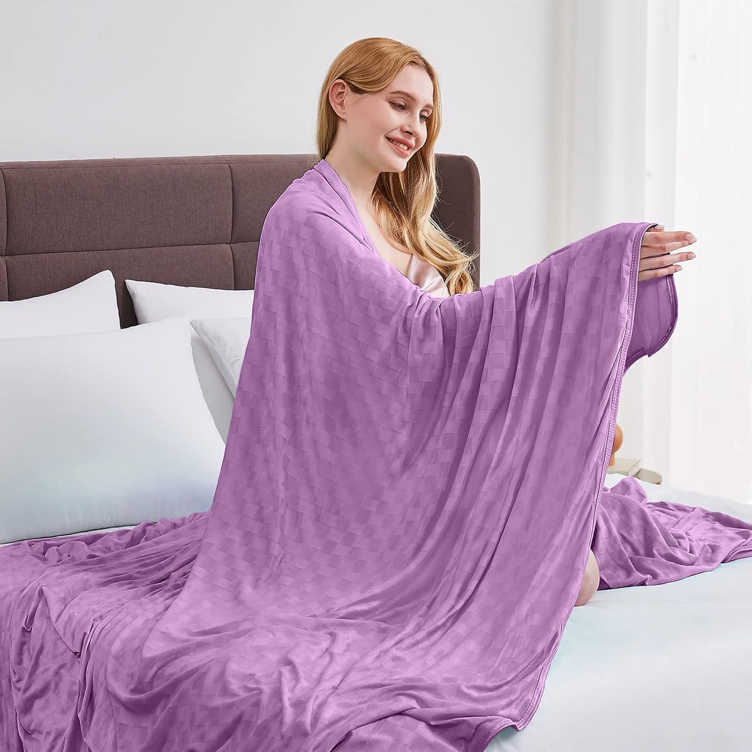 ChillEase Arc-Chill Cooling Blanket For Hot Sleepers, Soft And Breathable Comfort - Elesira