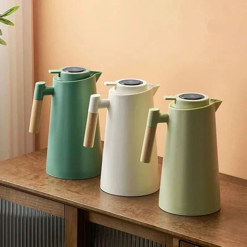 Smart Insulated Carafe with Digital Temperature Indicator - 1L Beverage Jug for Hot & Cold Drinks | elesira